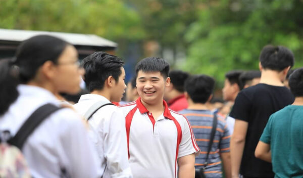 Điểm chuẩn vào trường chuyên “chọi” cao nhất Hà Nội là 28 điểm