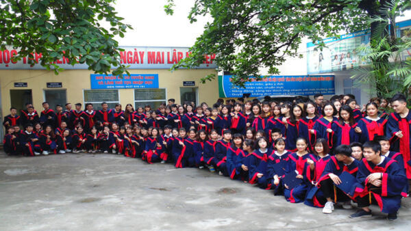 Thông báo tuyển sinh cao đẳng dược hệ liên thông – văn bằng 2