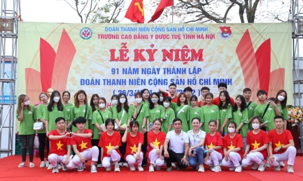 Báo người đưa tin-Tăng cường sức mạnh đoàn kết trong sinh viên