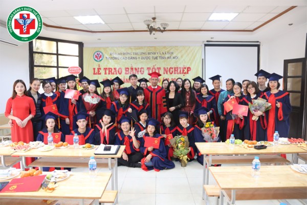 Đại học không phải là con đường duy nhất để thành công