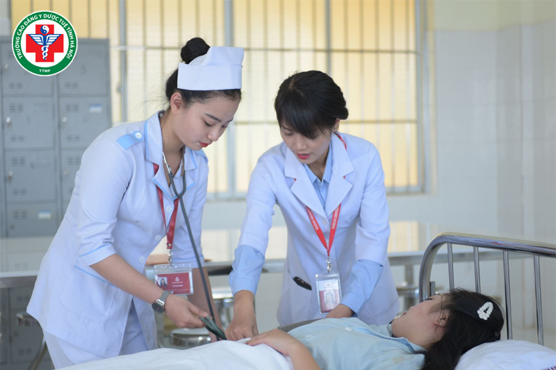 Khi đạt chức danh này, bạn cần chịu trách nhiệm với Điều dưỡng viên cấp thấp hơn