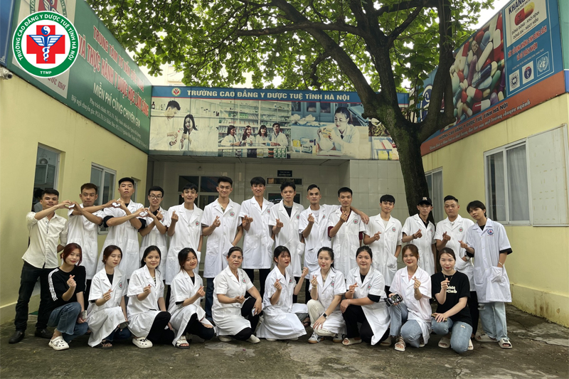 Mức học phí phù hợp từ giúp sinh viên yên tâm theo đuổi ước mơ
