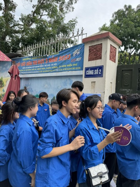 Chỉ 17 điểm tổng kết 3 môn là trúng tuyển