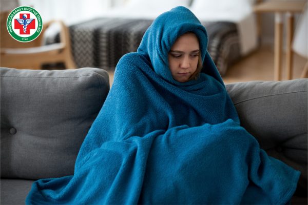 Hàn nhiệt trong Đông y: Dấu hiệu nhận biết và phương pháp điều trị