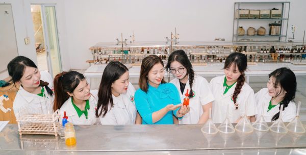 Chương trình Cao đẳng Dược tại Lào Cai 2027