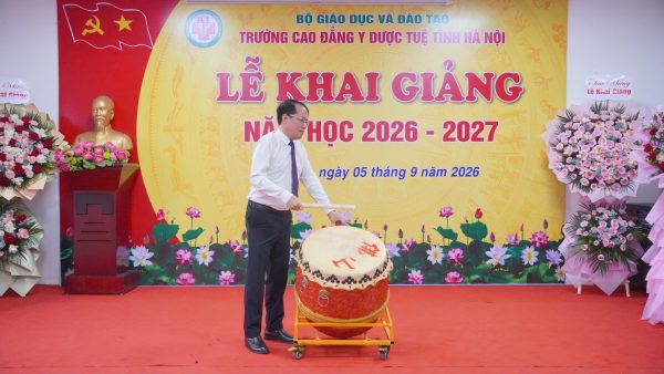 Khai giảng Cao đẳng Y Dược Tuệ Tĩnh Hà Nội 2026–2027